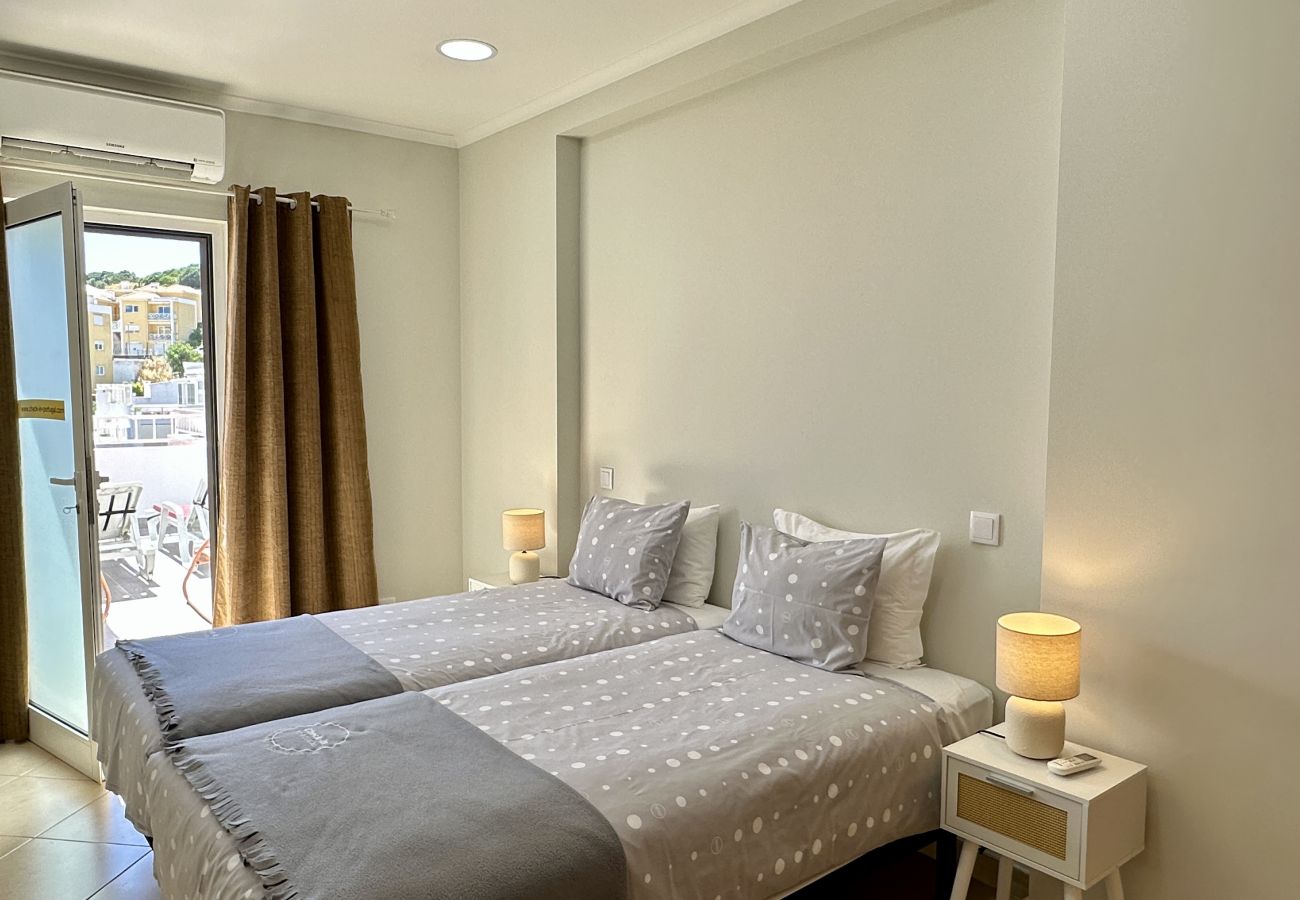 Apartment in Albufeira - Liberdade | Perto da Praia | 6 Pax | Albufeira