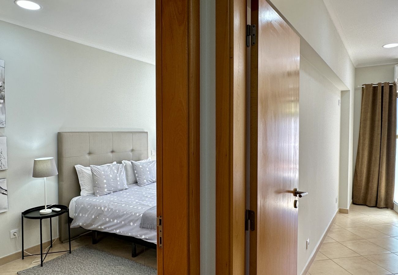 Apartment in Albufeira - Liberdade | Perto da Praia | 6 Pax | Albufeira