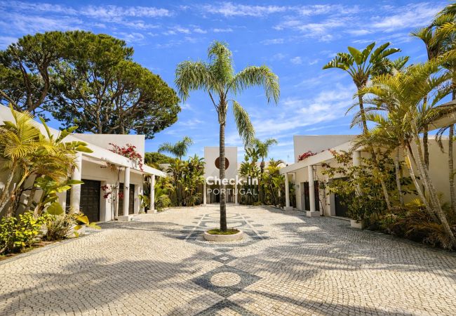Villa in Quarteira - Seventies by Check-in Portugal