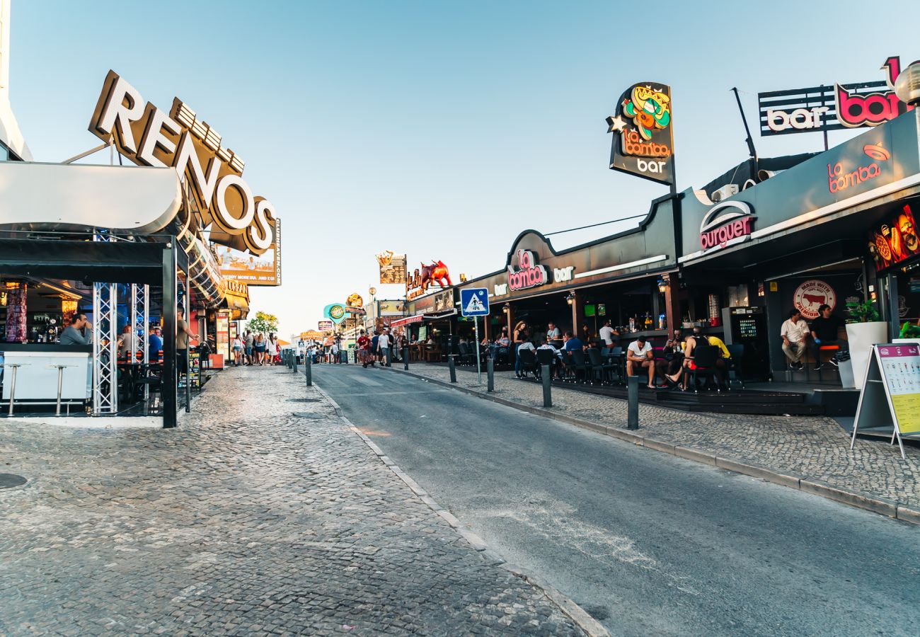 Terraced House in Albufeira - Vilanova by Check-in Portugal