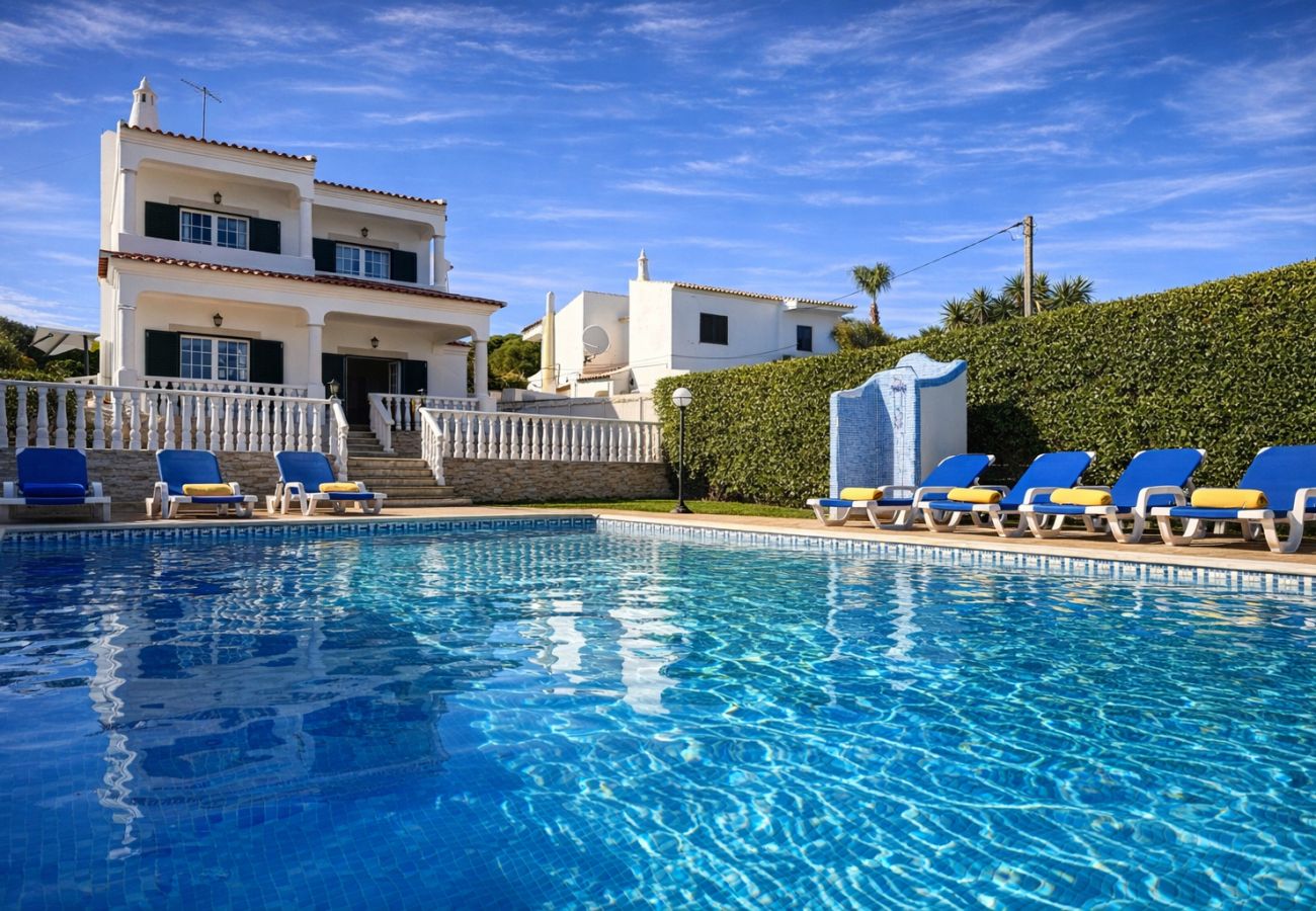 Home with private pool, sun loungers and a spacious outdoor area