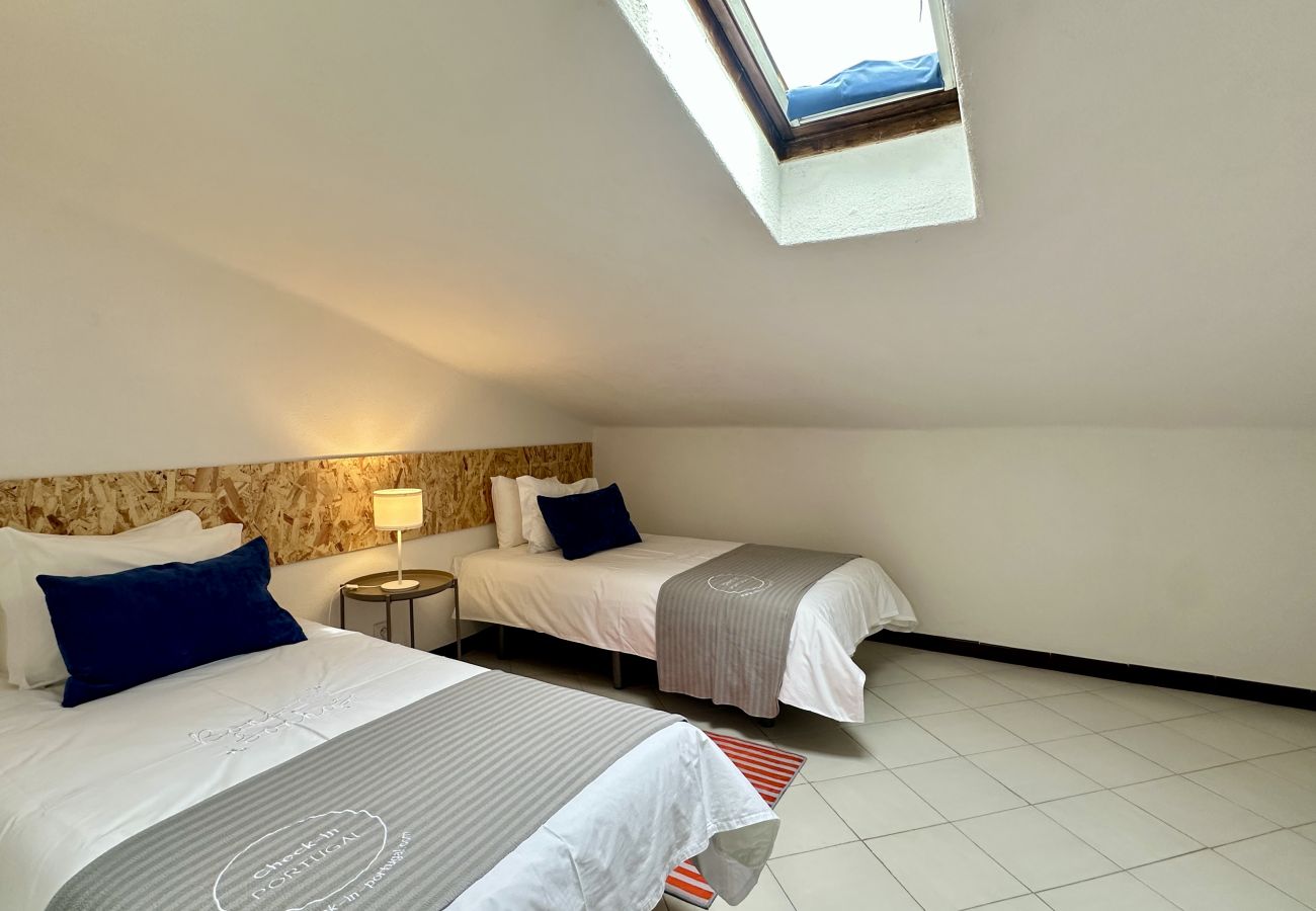 Apartment in Albufeira - Areia | Piscina Partilhada | 8 Pax | Albufeira