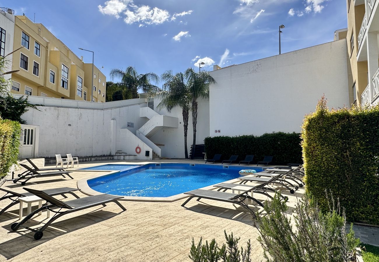 Appartement à Albufeira - Garden Hill M | Piscina Comum | 6 Pax | Albufeira