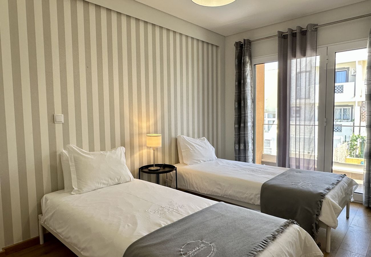 Villa à Albufeira - Alice | Piscina Privada | 10 Pax | Albufeira