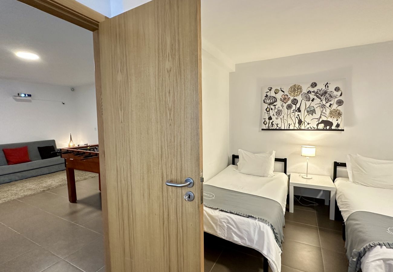 Villa à Albufeira - Alice | Piscina Privada | 10 Pax | Albufeira