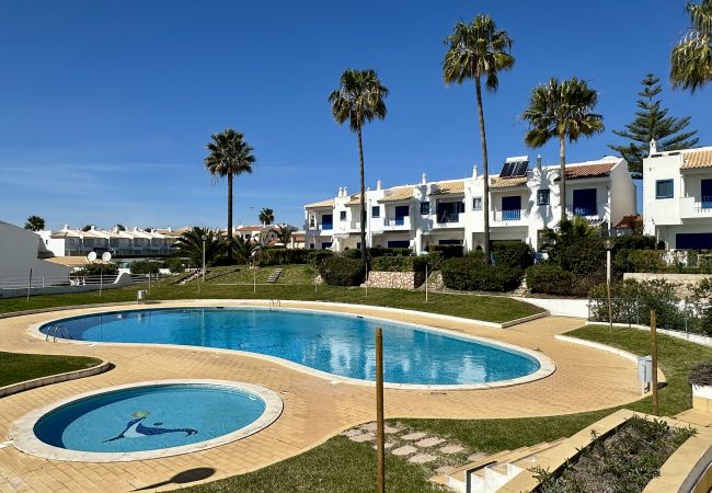 Maison mitoyenne à Albufeira - Jardim da Oura II by Check-in Portugal