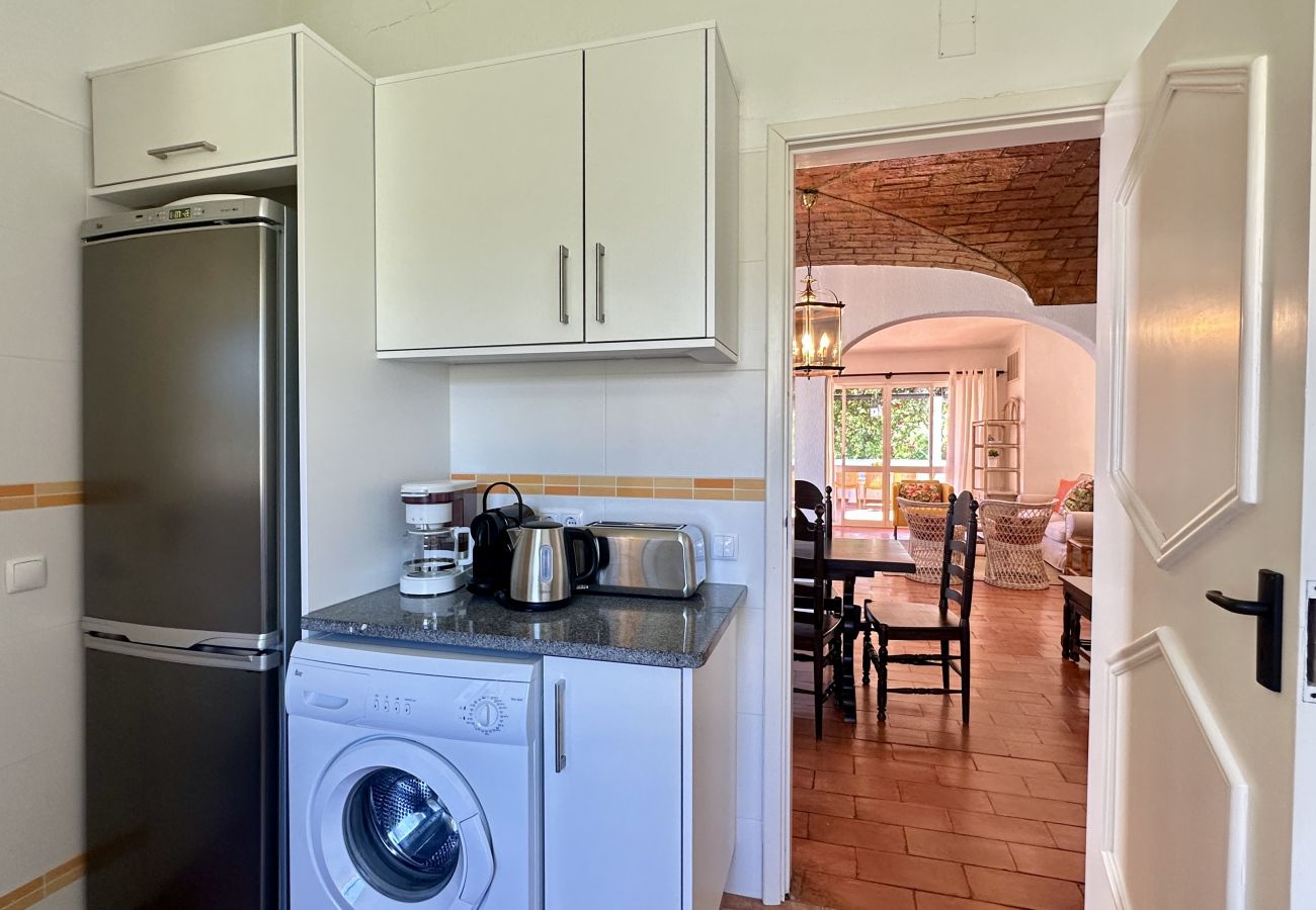 Villa à Vilamoura - Golfe | Piscina Partilhada | 7 Pax | Vilamoura