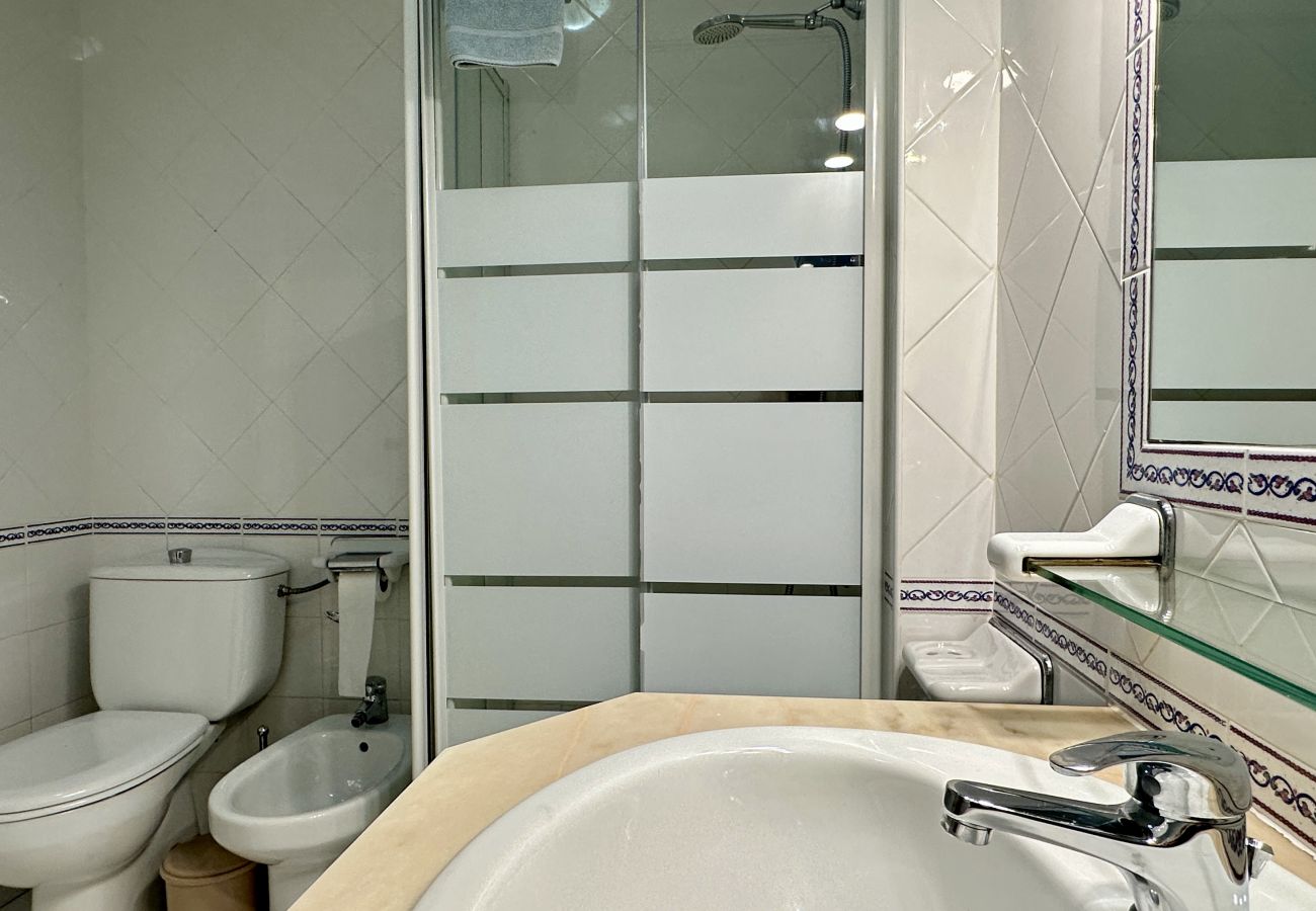 Appartement à Albufeira - Areia | Piscina Partilhada | 8 Pax | Albufeira
