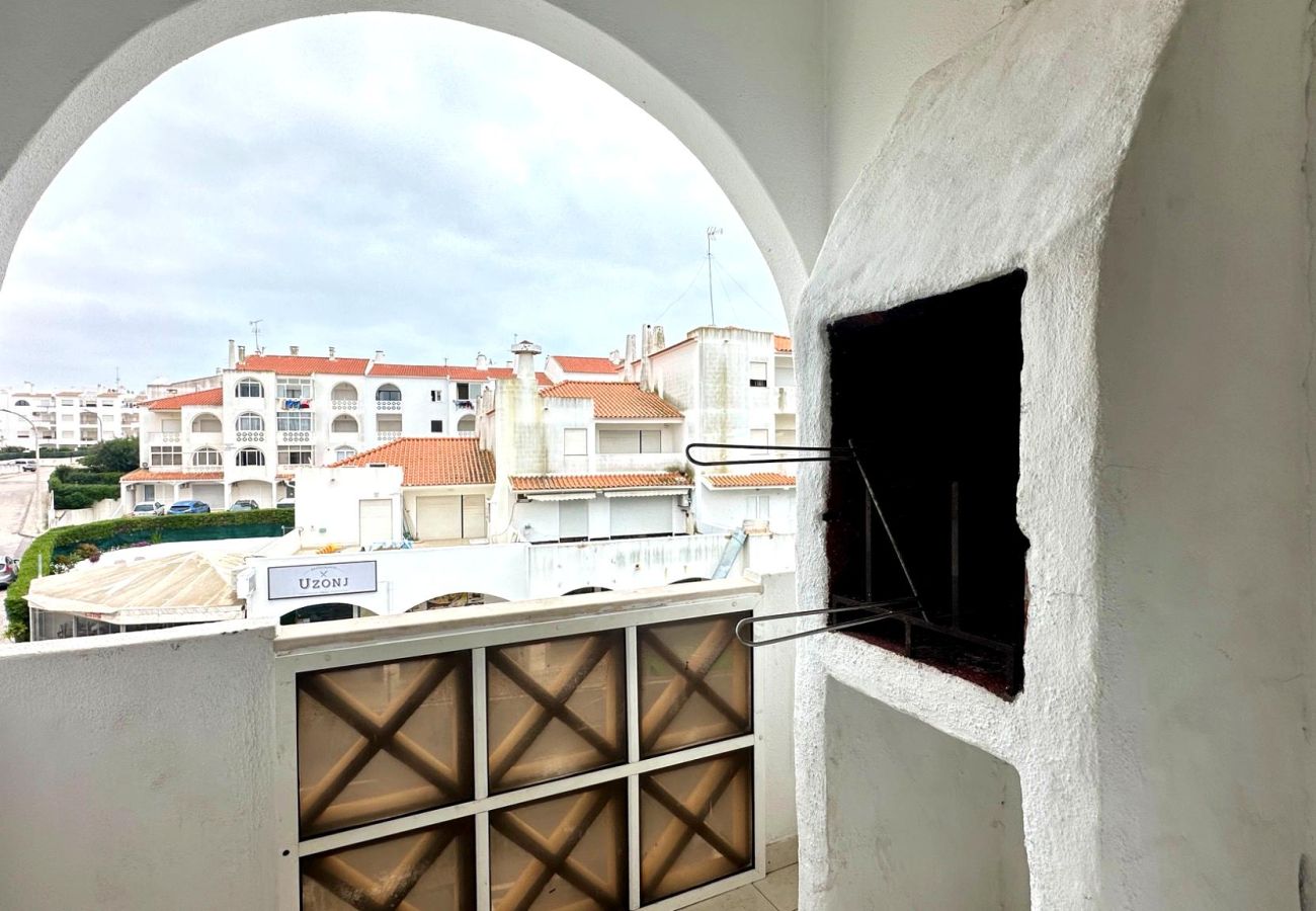 Appartement à Albufeira - Areia | Piscina Partilhada | 8 Pax | Albufeira