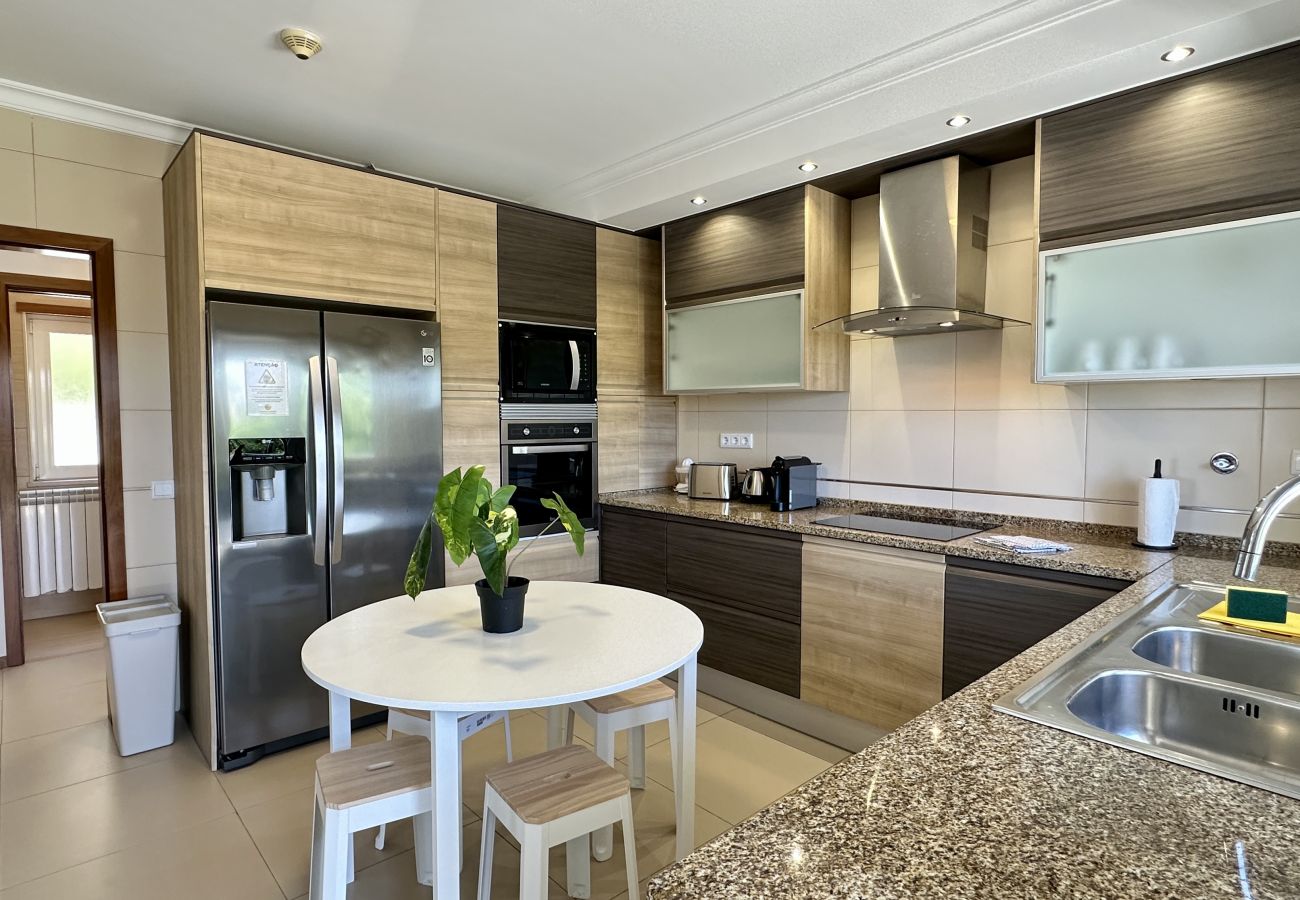 Villa à Albufeira - Águia | Piscina Privada | 10 Pax | Albufeira