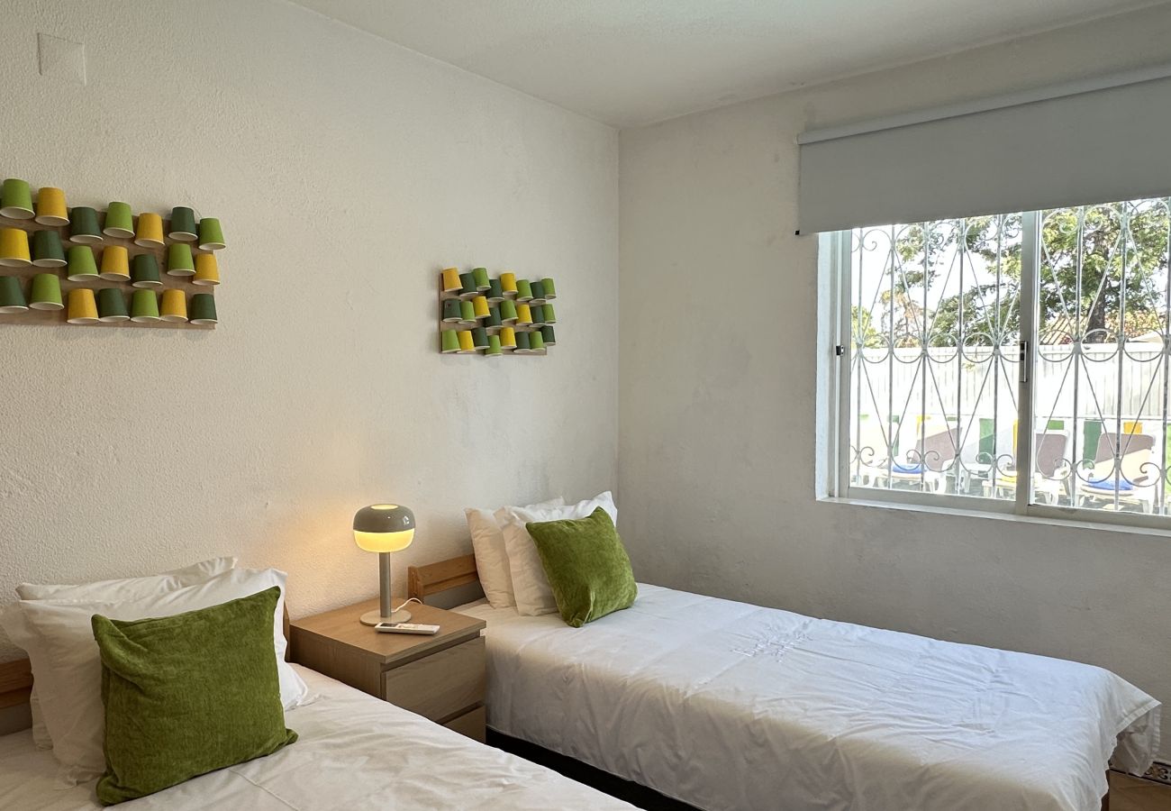Villa à Albufeira - Branca | Piscina Privada | 12 Pax | Albufeira