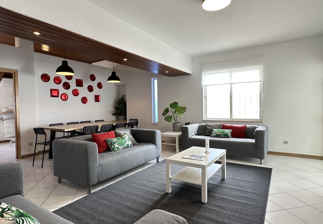 Villa à Albufeira - Branca | Piscina Privada | 12 Pax | Albufeira
